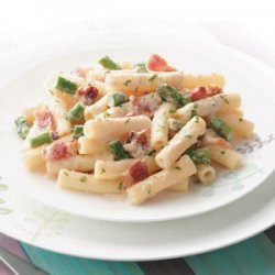 Makeover Rigatoni with Bacon and Asparagus recipe