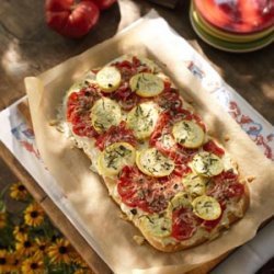 Tomato-Squash Appetizer Pizza recipe