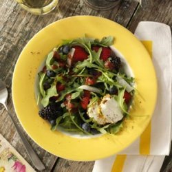 Arugula Salad with Berry Dressing recipe