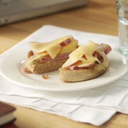 Open-Faced Ham and Apple Melts recipe