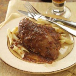 Red, White and Brew Slow-Cooked Chicken recipe