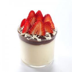 B&W Vanilla Bean Puddings with Fresh Strawberries recipe