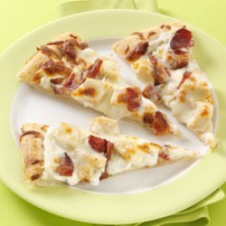 Garlic Chicken & Bacon Pizza recipe