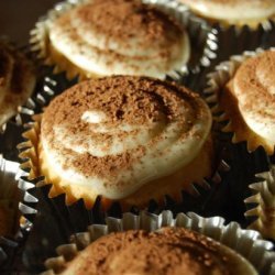 Tiramisu Cupcakes (Uses Cake Mix) recipe