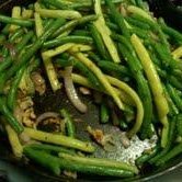 Fresh Green Beans with Garlic recipe