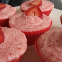 Delicious Strawberry Cupcakes & Strawberry Frosting recipe