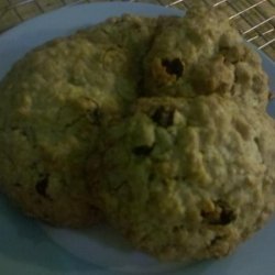 Big Chewy Oatmeal-Raisin Cookies recipe
