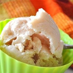 Cinnamon Pear Frozen Yogurt recipe
