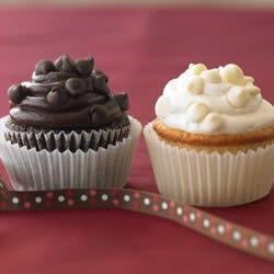 Ghirardelli(R) Dark Chocolate Cupcakes recipe