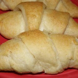 Silly- Simple Cheese and Garlic Filled Crescents recipe