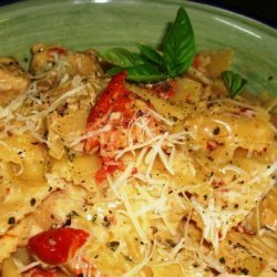 Farfalle (Bow Tie) Pasta With Chicken & Sun-Dried Tomatoes recipe