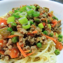 Shanghai Style Noodles With Spicy Meat Sauce recipe