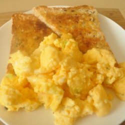 Buttery Microwave Scrambled Eggs for Two recipe