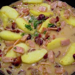 Chicken With Apple, Cranberry and Bacon recipe