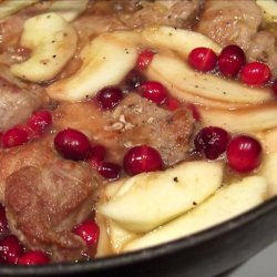 Pork Medallions With Cranberries and Apples recipe