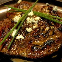 Balsamic Rib-Eye Steak With Bleu Cheese Sauce recipe