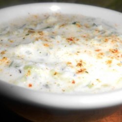 Tzatziki (yoghurt and cucumber dip) recipe