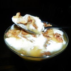Greek Yogurt With Honey and Walnuts recipe