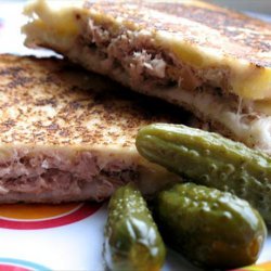 Yummy Grilled Tuna and Cheese Sandwiches recipe