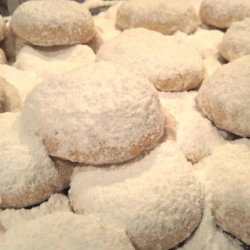 Kourambiedes (A Greek Christmas Cookie) recipe