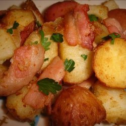 Crispy Potatoes With Bacon, Garlic and Parsley recipe