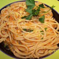 Spaghetti with Sweet Red Pepper Sauce recipe