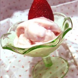 Angelic Strawberry Frozen Yogurt recipe
