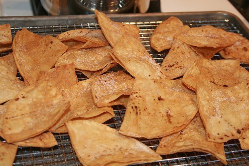 tortilla chips, low fat, baked without fat usda Nutrition info