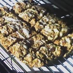 Healthy Oat and Apricot Breakfast Bars