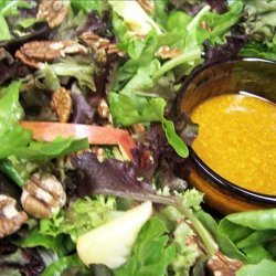 Mixed Greens' Salad With Apples and Maple-Walnut Oil Dressing