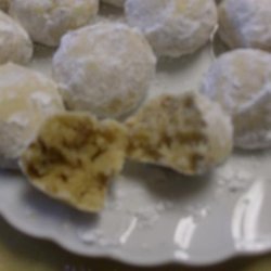 Wedding Cookies (Snowballs, Russian Tea Cakes)