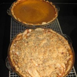 Golden Delicious Apple Pie With Oatmeal Crumb Topping