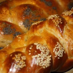 Challah (Braided Egg Bread)