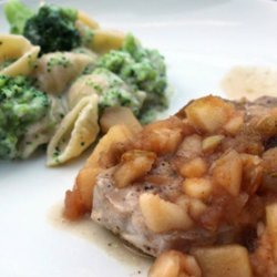 Pork Chops With Apples and Raisins