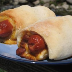 Chili Cheese Dogs in Beach Blankets