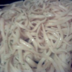 Linguine with Garlic and Oil