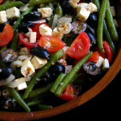Green Beans With Tomatoes, Olives, and Feta