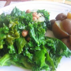 Black-eyed Peas with Garlic and Kale