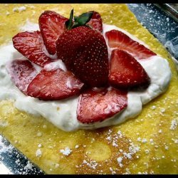 Strawberry Omelet With Sour Cream