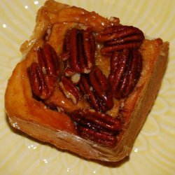 Bread Machine Cinnamon-Pecan Buns