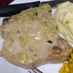 Simple and delicious stove top mushroom gravy pork chops