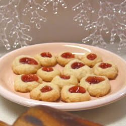 Filled Apricot Cookies