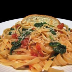 Penne Pasta With Spinach and Bacon