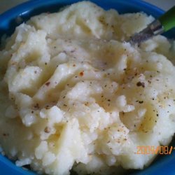 Amazing Buttermilk Garlic Mashed Potatoes