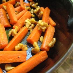 Walnut Carrots With Honey Glaze