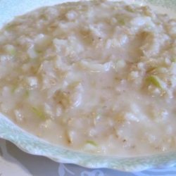 Grandma Louise's Oatmeal With Grated Apples