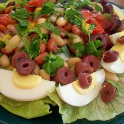 Turkish Piyaz (Bean Salad)