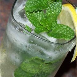 Carolina Veranda Lemonade (Alcoholic)