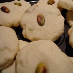 Delicate Afghan Butter Cookies/Kulche Birinjee (Gluten Free)