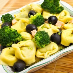 Broccoli-Tortellini Salad